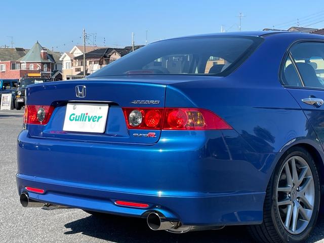 アコード ユーロＲ　◇純正レカロシート◇フジツボマフラー◇ＫＷ車高調◇純正１７インチＡＷ◇フロントスポイラー◇純正ＨＤＤナビ◇バックカメラ◇純正ＭＯＭＯステアリング◇ＨＩＤヘッドライト◇フォグライト（19枚目）