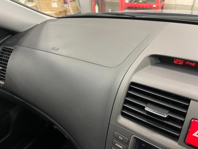 アコード ユーロＲ　◇純正レカロシート◇フジツボマフラー◇ＫＷ車高調◇純正１７インチＡＷ◇フロントスポイラー◇純正ＨＤＤナビ◇バックカメラ◇純正ＭＯＭＯステアリング◇ＨＩＤヘッドライト◇フォグライト（43枚目）