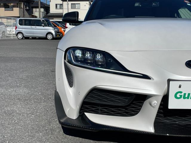 スープラ ＲＺ　マットホワイトエディション　◇５０台限定車◇ワンオーナー◇フルプロテクションフィルム施工車両◇ＧＲカーボンフルエアロ◇ＧＲ鍛造１９ＡＷ◇ＧＲスポーツマフラー◇ＧＲパフォーマンスダンパー◇ベージュレザーシート◇ＬＥＤヘッドライト（3枚目）
