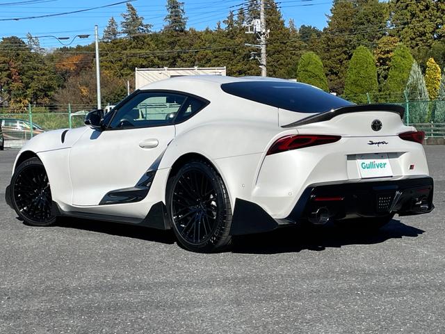 スープラ ＲＺ　マットホワイトエディション　◇５０台限定車◇ワンオーナー◇フルプロテクションフィルム施工車両◇ＧＲカーボンフルエアロ◇ＧＲ鍛造１９ＡＷ◇ＧＲスポーツマフラー◇ＧＲパフォーマンスダンパー◇ベージュレザーシート◇ＬＥＤヘッドライト（16枚目）