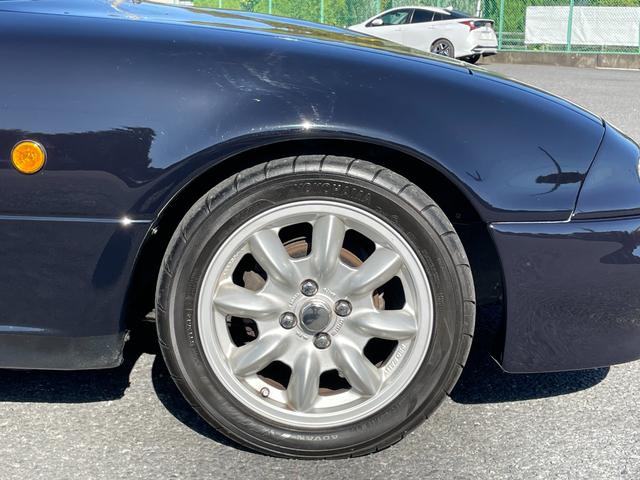 【納車整備メニュー】法定点検項目に追加し装備品等のクオリティチェックを実施。また、安心してお乗り頂くために社外品等各仕様の保安基準適合検査を行い必要な対策を実施してご納車しています。