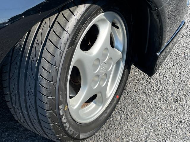 【納車整備メニュー】法定点検項目に追加し装備品等のクオリティチェックを実施。また、安心してお乗り頂くために社外品等各仕様の保安基準適合検査を行い必要な対策を実施してご納車しています。