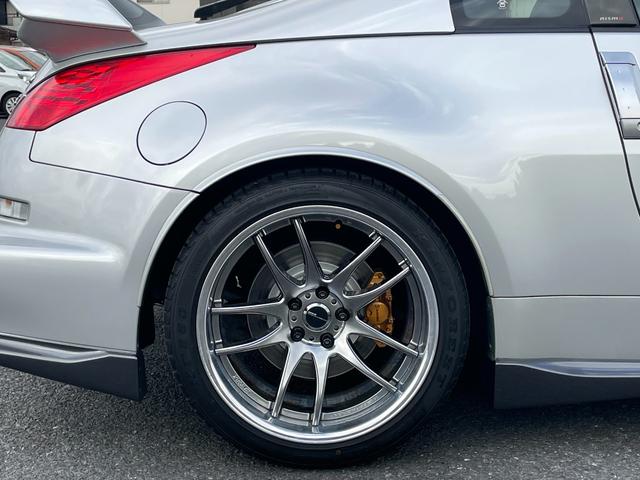 フェアレディZ バージョンニスモ タイプ380RS ◇300台限定車◇純正オプションMOMOステアリング(純正有)◇純正NISMOマフラー◇純正NISMOサスショック◇純正NISMOフルエアロ◇WORK19AW◇HIDヘッドライト◇保証書◇取扱説明書(12枚目)