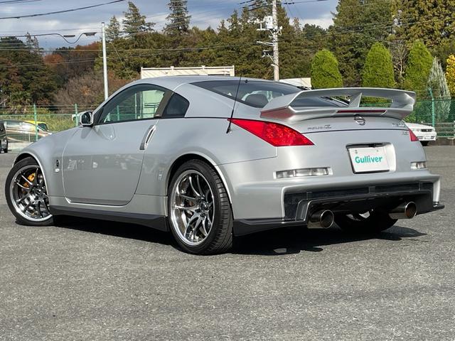 フェアレディZ バージョンニスモ タイプ380RS ◇300台限定車◇純正オプションMOMOステアリング(純正有)◇純正NISMOマフラー◇純正NISMOサスショック◇純正NISMOフルエアロ◇WORK19AW◇HIDヘッドライト◇保証書◇取扱説明書(16枚目)
