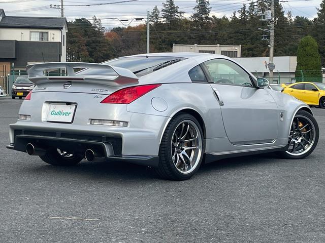 フェアレディZ バージョンニスモ タイプ380RS ◇300台限定車◇純正オプションMOMOステアリング(純正有)◇純正NISMOマフラー◇純正NISMOサスショック◇純正NISMOフルエアロ◇WORK19AW◇HIDヘッドライト◇保証書◇取扱説明書(18枚目)