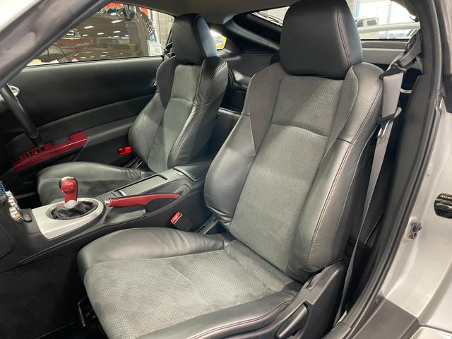 フェアレディZ バージョンニスモ タイプ380RS ◇300台限定車◇純正オプションMOMOステアリング(純正有)◇純正NISMOマフラー◇純正NISMOサスショック◇純正NISMOフルエアロ◇WORK19AW◇HIDヘッドライト◇保証書◇取扱説明書(33枚目)