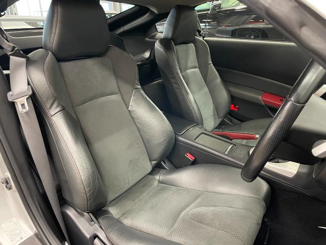 フェアレディZ バージョンニスモ タイプ380RS ◇300台限定車◇純正オプションMOMOステアリング(純正有)◇純正NISMOマフラー◇純正NISMOサスショック◇純正NISMOフルエアロ◇WORK19AW◇HIDヘッドライト◇保証書◇取扱説明書(35枚目)