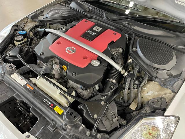 フェアレディZ バージョンニスモ タイプ380RS ◇300台限定車◇純正オプションMOMOステアリング(純正有)◇純正NISMOマフラー◇純正NISMOサスショック◇純正NISMOフルエアロ◇WORK19AW◇HIDヘッドライト◇保証書◇取扱説明書(67枚目)