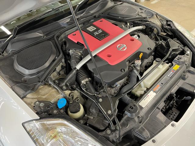 フェアレディZ バージョンニスモ タイプ380RS ◇300台限定車◇純正オプションMOMOステアリング(純正有)◇純正NISMOマフラー◇純正NISMOサスショック◇純正NISMOフルエアロ◇WORK19AW◇HIDヘッドライト◇保証書◇取扱説明書(69枚目)