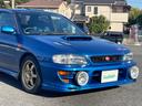 ＷＲＸ　ＲＡ　ＳＴｉバージョンＶＩ　リミテッド　２０００台限定車　柿本改マフラー　ＴＥＩＮ車高調　ＡＰＲａｌｌｙフォグライト　純正ＯＰ大型ダブルリアウイング　純正モモステアリング　純正１６インチＡＷ(4枚目)