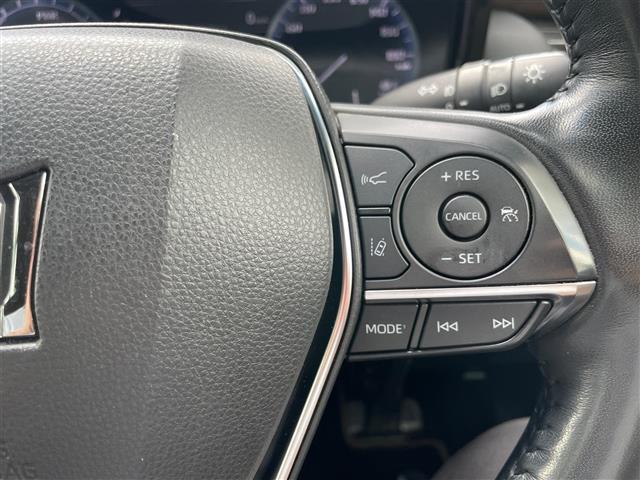 クラウンハイブリッド Ｓ　エレガンススタイルＩＩＩ　後期　純正ワイドナビ　フルセグ　ＤＶＤ　Ｂｌｕｅｔｏｏｔｈ　ドラレコ　バックカメラ　ＥＴＣ　前後コーナーセンサー　レーンアシスト　前席パワーシート　前席シートヒーター　レーダークルーズコントロール（9枚目）