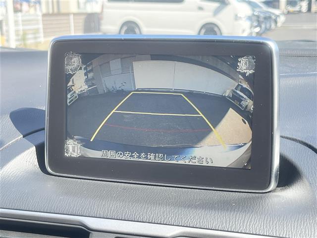 アクセラ 15S 純正ナビ フルセグTV DVD再生 Bluetooth接続 バックカメラ ETC アイドリングストップ 衝突軽減ブレーキ BSM スマートキー プッシュスタート 純正16AW 純正フロアマット(5枚目)