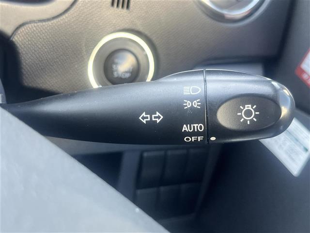ワゴンＲ リミテッド　純正ＣＤオーディオ　バックカメラ　ＡＵＸ　盗難防止装置　プッシュスタート　スマートキー　純正ＨＩＤライト　オートライト　純正フロアマット　純正１４インチアルミホイール（7枚目）