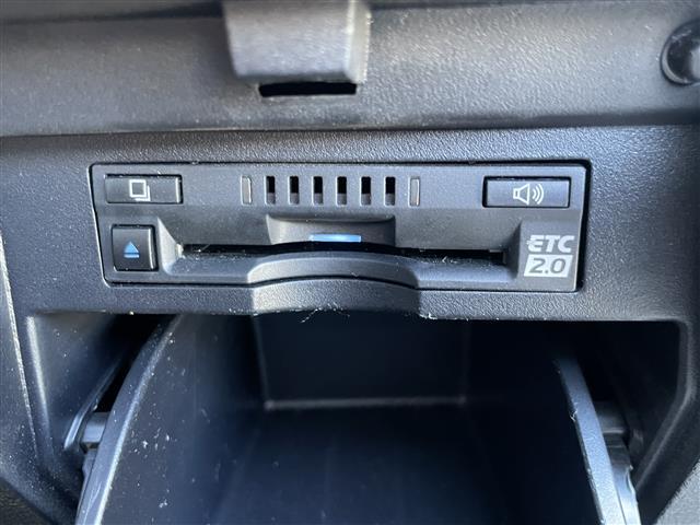 アルファード 2.5S タイプゴールドII 純正9型ナビ DVD再生 BT 後席モニター サンルーフ モデリスタエアロ バックカメラ ドラレコ ETC2.0 ACC BSM 両側パワスラ パワーバックドア 2列目オットマン ハーフレザーシート(18枚目)