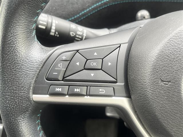 セレナ ライダー プロパイロット E 純正9インチナビ フリップダウンモニター フルセグTV DVD再生 Bluetooth バックカメラ ETC 両側パワスラ ACC アイドリングストップ コーナーセンサー スマートキー 純正16AW(10枚目)