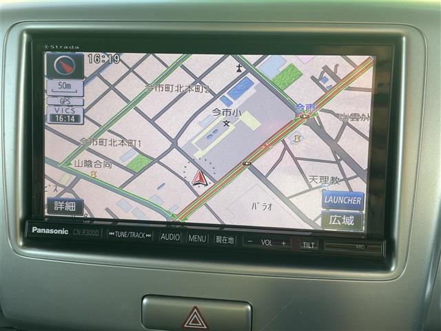 スペーシア Xリミテッド 社外ストラーダナビ フルセグ DVD再生 Bluetooth 両側パワースライド 前席シートヒータースマートキー プッシュスタート 衝突軽減ブレーキ オートライト オートエアコン 純正フロアマット(2枚目)