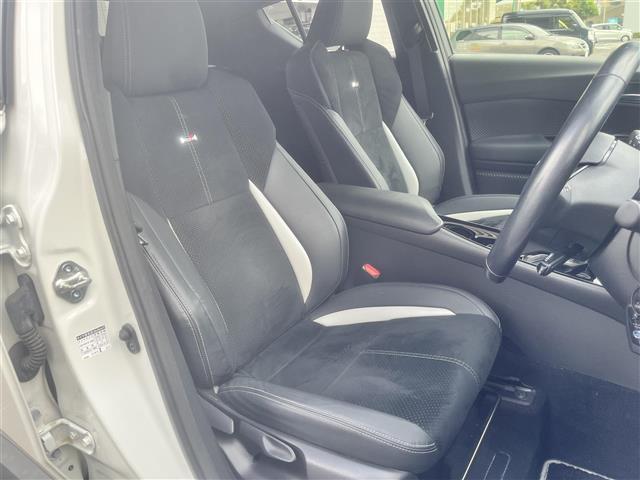 C-HR S GRスポーツ 純正メモリナビ フルセグ Bluetooth バックカメラ ビルトインETC クルコン レーンキープ 衝突軽減システム 盗難防止装置 純正LEDライト オートハイビーム 純正19インチアルミホイール(22枚目)