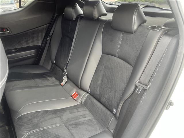 C-HR S GRスポーツ 純正メモリナビ フルセグ Bluetooth バックカメラ ビルトインETC クルコン レーンキープ 衝突軽減システム 盗難防止装置 純正LEDライト オートハイビーム 純正19インチアルミホイール(29枚目)