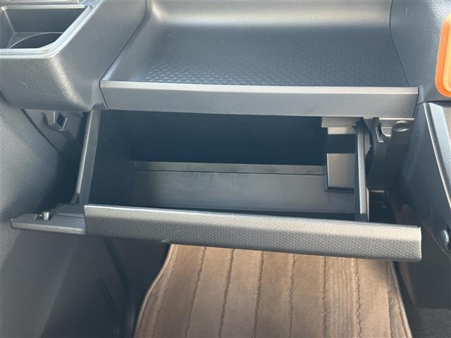 タント ファンクロス　社外ＳＤナビ　フルセグ　ＤＶＤ再生　Ｂｌｕｅｔｏｏｔｈ　アイドリングストップ　衝突軽減ブレーキ　両側パワスラ　コーナーセンサー　シートヒーター　オートハイビーム／ライト　純正ＬＥＤライト　純正１４ＡＷ（13枚目）