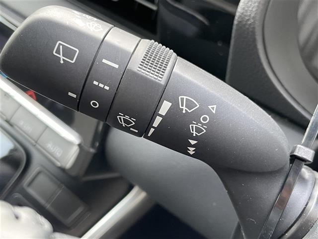 ヴォクシー Ｓ－Ｇ　ワンオーナー　純正８型ナビ　Ｂｌｕｅｔｏｏｔｈ　バックカメラ　ＥＴＣ　ドライブレコーダー　レーダークルーズコントロール　両側パワースライド　前後コーナーセンサー　レーンアシスト　純正アルミホイール（9枚目）