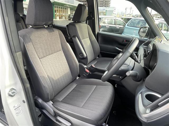 ヴォクシー Ｓ－Ｇ　ワンオーナー　純正８型ナビ　Ｂｌｕｅｔｏｏｔｈ　バックカメラ　ＥＴＣ　ドライブレコーダー　レーダークルーズコントロール　両側パワースライド　前後コーナーセンサー　レーンアシスト　純正アルミホイール（19枚目）