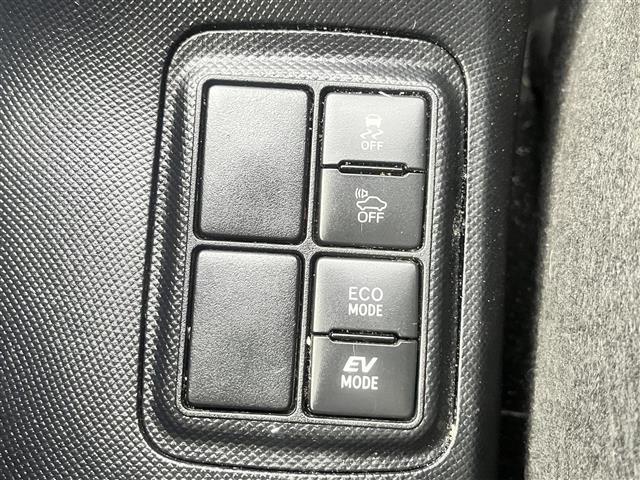 アクア Ｓ　純正ナビ　フルセグＴＶ　Ｂｌｕｅｔｏｏｔｈ　バックカメラ　ビルトインＥＴＣ　衝突軽減ブレーキ　アイドリングストップ　横滑り防止装置　純正フロアマット　保証書　取扱説明書　スペアキー１本（17枚目）