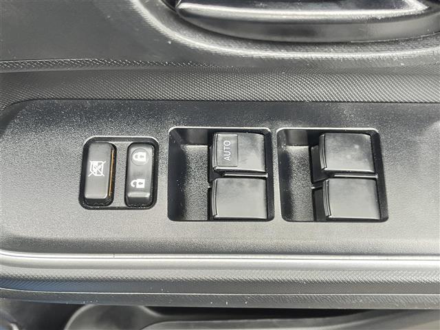 アクア Ｓ　純正ナビ　フルセグＴＶ　Ｂｌｕｅｔｏｏｔｈ　バックカメラ　ビルトインＥＴＣ　衝突軽減ブレーキ　アイドリングストップ　横滑り防止装置　純正フロアマット　保証書　取扱説明書　スペアキー１本（18枚目）