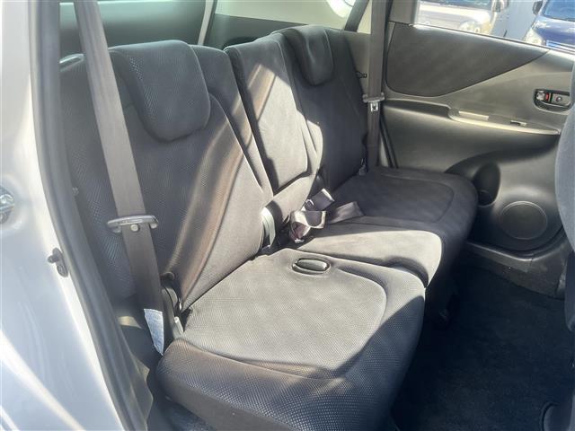 ラクティス Ｇ　ＬパッケージＨＩＤセレクション　純正ナビ　ＤＶＤ再生　ビルトインＥＴＣ　クルーズコントロール　パドルシフト　スマートキー　プッシュスタート　純正ＨＩＤライト　純正フロアマット　社外アルミホイール　取扱説明書　スペアキー１本（21枚目）