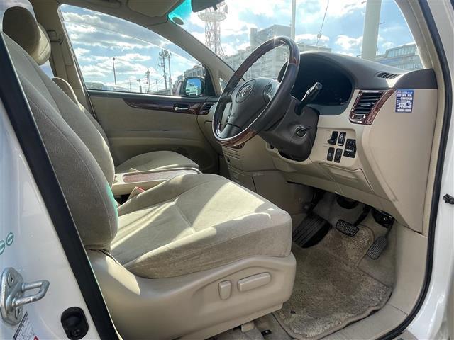 イプサム 240u Gセレクション 純正ナビ バックカメラ リアコーナーセンサー 純正フロアマット(15枚目)