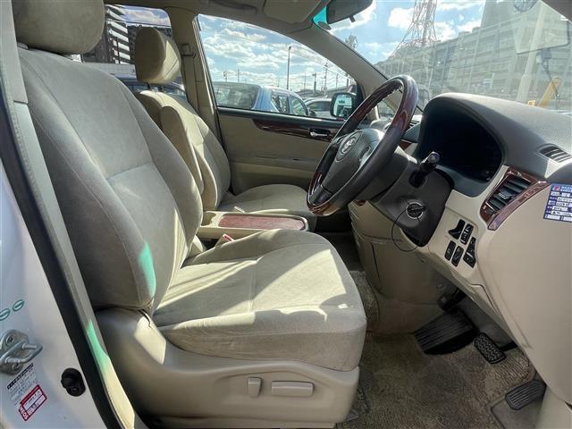 イプサム 240u Gセレクション 純正ナビ バックカメラ リアコーナーセンサー 純正フロアマット(16枚目)