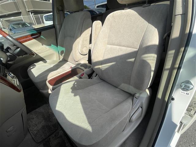 イプサム 240u Gセレクション 純正ナビ バックカメラ リアコーナーセンサー 純正フロアマット(24枚目)