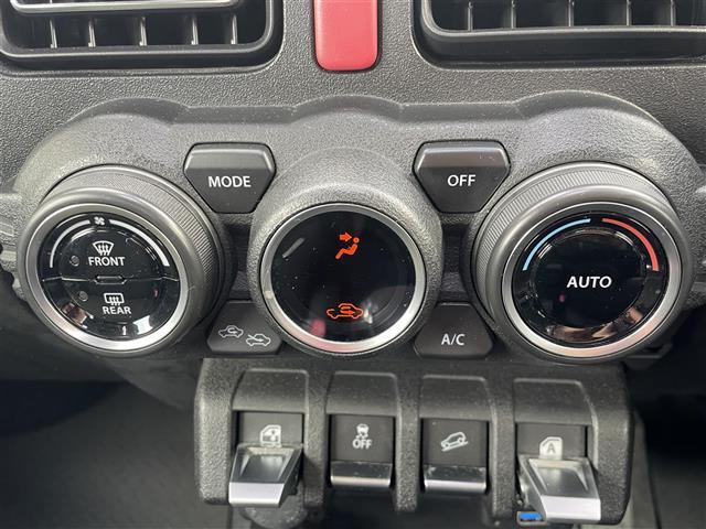 ジムニーシエラ ＪＣ　ワンオーナー　純正ＳＤナビ　ＤＶＤ／ＢＤ再生　フルセグ　Ｂｌｕｅｔｏｏｔｈ　ビルトインＥＴＣ　前席シートヒータ　クルーズコントロール　ダウンヒルアシストコントロール　衝突軽減ブレーキ　レーンアシスト（9枚目）