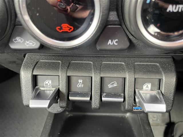 ジムニーシエラ ＪＣ　ワンオーナー　純正ＳＤナビ　ＤＶＤ／ＢＤ再生　フルセグ　Ｂｌｕｅｔｏｏｔｈ　ビルトインＥＴＣ　前席シートヒータ　クルーズコントロール　ダウンヒルアシストコントロール　衝突軽減ブレーキ　レーンアシスト（12枚目）