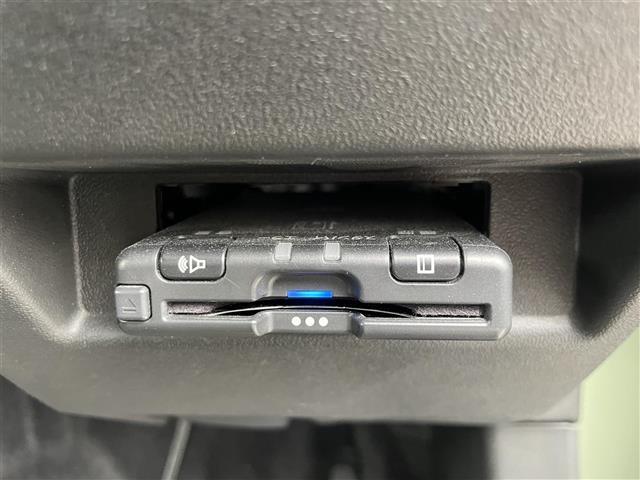 ジムニーシエラ ＪＣ　ワンオーナー　純正ＳＤナビ　ＤＶＤ／ＢＤ再生　フルセグ　Ｂｌｕｅｔｏｏｔｈ　ビルトインＥＴＣ　前席シートヒータ　クルーズコントロール　ダウンヒルアシストコントロール　衝突軽減ブレーキ　レーンアシスト（13枚目）