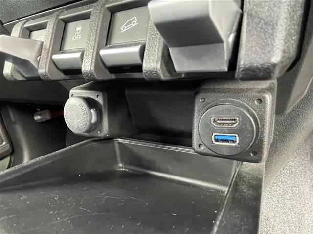 ジムニーシエラ ＪＣ　ワンオーナー　純正ＳＤナビ　ＤＶＤ／ＢＤ再生　フルセグ　Ｂｌｕｅｔｏｏｔｈ　ビルトインＥＴＣ　前席シートヒータ　クルーズコントロール　ダウンヒルアシストコントロール　衝突軽減ブレーキ　レーンアシスト（14枚目）