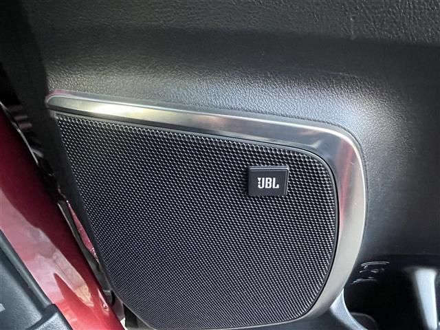 アルファードハイブリッド ＳＲ　サイドリフトアップ　純正９型ナビ　ＪＢＬサウンド　後席モニター　ＤＶＤ再生　フルセグ　ＢＴ　黒レザーシート　バックカメラ　ＥＴＣ２．０　両側パワースライド　前後ドラレコ　クルーズコントロール　　助手席／２列目オットマン（8枚目）