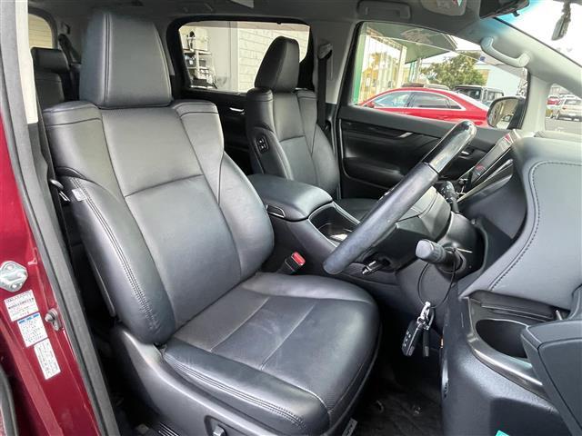 アルファードハイブリッド ＳＲ　サイドリフトアップ　純正９型ナビ　ＪＢＬサウンド　後席モニター　ＤＶＤ再生　フルセグ　ＢＴ　黒レザーシート　バックカメラ　ＥＴＣ２．０　両側パワースライド　前後ドラレコ　クルーズコントロール　　助手席／２列目オットマン（23枚目）