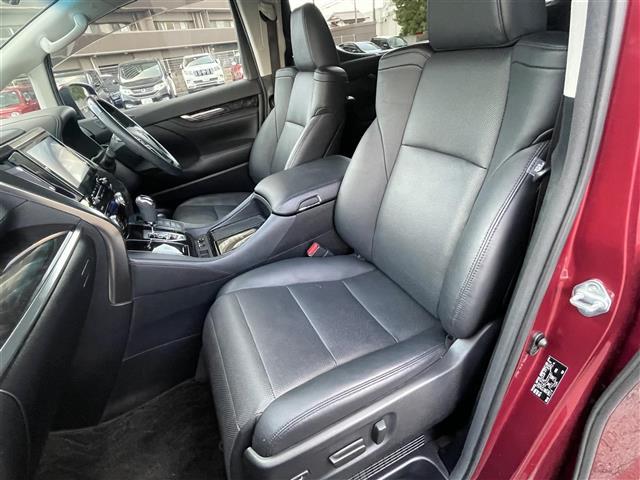 アルファードハイブリッド ＳＲ　サイドリフトアップ　純正９型ナビ　ＪＢＬサウンド　後席モニター　ＤＶＤ再生　フルセグ　ＢＴ　黒レザーシート　バックカメラ　ＥＴＣ２．０　両側パワースライド　前後ドラレコ　クルーズコントロール　　助手席／２列目オットマン（27枚目）