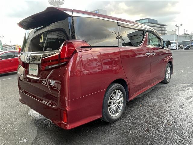 アルファードハイブリッド ＳＲ　サイドリフトアップ　純正９型ナビ　ＪＢＬサウンド　後席モニター　ＤＶＤ再生　フルセグ　ＢＴ　黒レザーシート　バックカメラ　ＥＴＣ２．０　両側パワースライド　前後ドラレコ　クルーズコントロール　　助手席／２列目オットマン（34枚目）