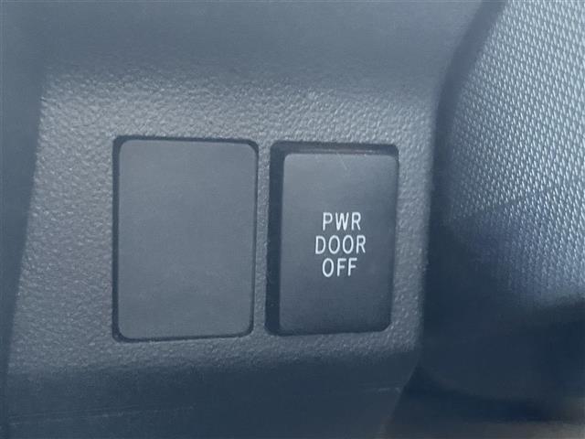 タント カスタムＸ　社外オーディオ　Ｂｌｕｅｔｏｏｔｈ　ドライブレコーダー　片側パワースライドドア　横滑り防止装置　盗難防止装置　アイドリングストップ　スマートキー　プッシュスタート　純正フロアマット（15枚目）