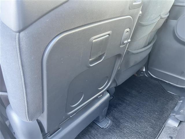 タント カスタムＸ　社外オーディオ　Ｂｌｕｅｔｏｏｔｈ　ドライブレコーダー　片側パワースライドドア　横滑り防止装置　盗難防止装置　アイドリングストップ　スマートキー　プッシュスタート　純正フロアマット（17枚目）