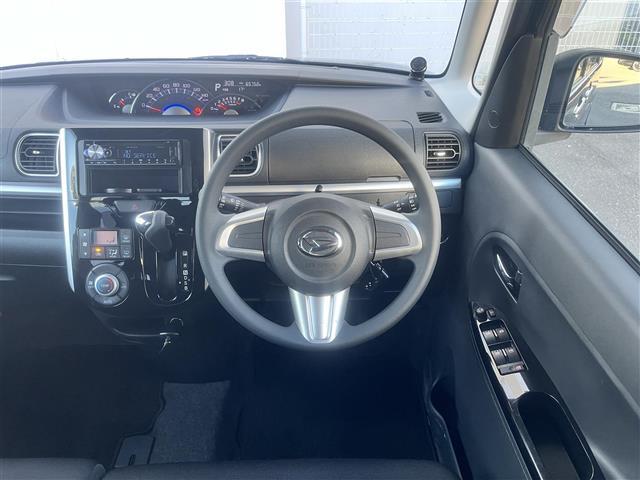 タント カスタムＸ　社外オーディオ　Ｂｌｕｅｔｏｏｔｈ　ドライブレコーダー　片側パワースライドドア　横滑り防止装置　盗難防止装置　アイドリングストップ　スマートキー　プッシュスタート　純正フロアマット（19枚目）