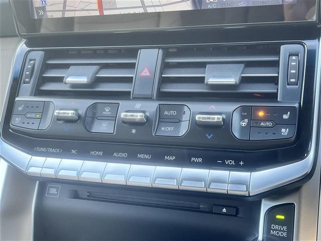 ランドクルーザー ＺＸ　ワンオーナー　モデリスタエアロ　サンルーフ　ＪＢＬ　ベージュ革　純１２．３型ナビ　フルセグ　ＤＶＤ再生　全方位　後席モニタ　ドラレコ　ＥＴＣ　ＴＳＳ　ＢＳＭ　ＨＵＤ　パワーバックドア　純２０ＡＷ（12枚目）