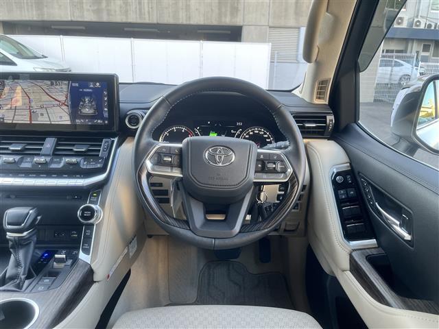 ランドクルーザー ＺＸ　ワンオーナー　モデリスタエアロ　サンルーフ　ＪＢＬ　ベージュ革　純１２．３型ナビ　フルセグ　ＤＶＤ再生　全方位　後席モニタ　ドラレコ　ＥＴＣ　ＴＳＳ　ＢＳＭ　ＨＵＤ　パワーバックドア　純２０ＡＷ（20枚目）