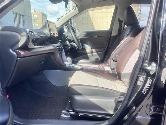 ヤリスクロス ハイブリッドＺ　純正ディスプレイオーディオ　フルセグＴＶ　Ｂｌｕｅｔｏｏｔｈ　全方位カメラ　ビルトインＥＴＣ　前方ドラレコ　レーダークルコン　オートハイビーム　パワーバックドア　前席シートヒーター　運転席パワーシート（27枚目）