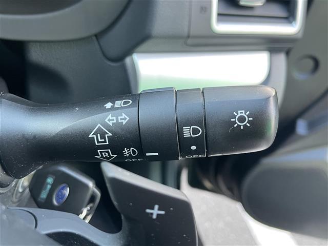 インプレッサスポーツ 1.6i-L 社外メモリーナビ ワンセグTV バックカメラ ETC パドルシフト リアプライバシーガラス アイドリングストップ 純正15インチアルミホイール オートライト オートエアコン キーレス スペアキー1本(9枚目)