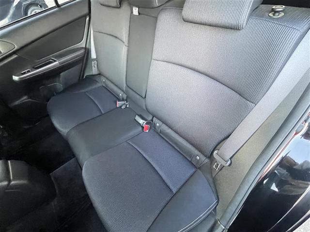 インプレッサスポーツ 1.6i-L 社外メモリーナビ ワンセグTV バックカメラ ETC パドルシフト リアプライバシーガラス アイドリングストップ 純正15インチアルミホイール オートライト オートエアコン キーレス スペアキー1本(28枚目)