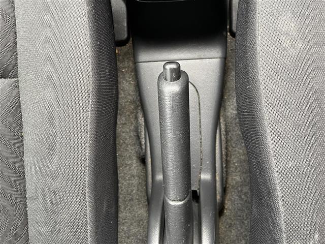 セルボ ＴＸ　社外ＣＤオーディオ　運転席シートヒーター　スマートキー　純正１４インチアルミホイール　純正フロアマット（9枚目）