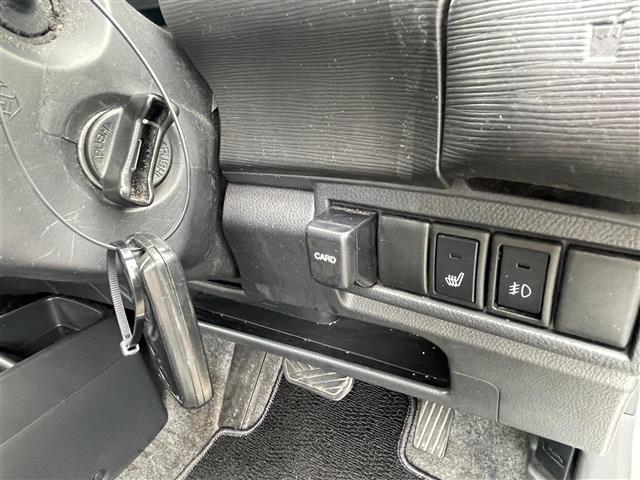 セルボ ＴＸ　社外ＣＤオーディオ　運転席シートヒーター　スマートキー　純正１４インチアルミホイール　純正フロアマット（10枚目）