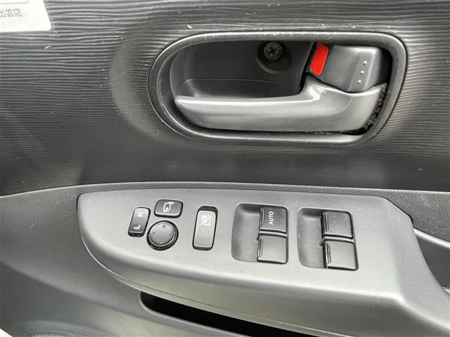 セルボ ＴＸ　社外ＣＤオーディオ　運転席シートヒーター　スマートキー　純正１４インチアルミホイール　純正フロアマット（11枚目）